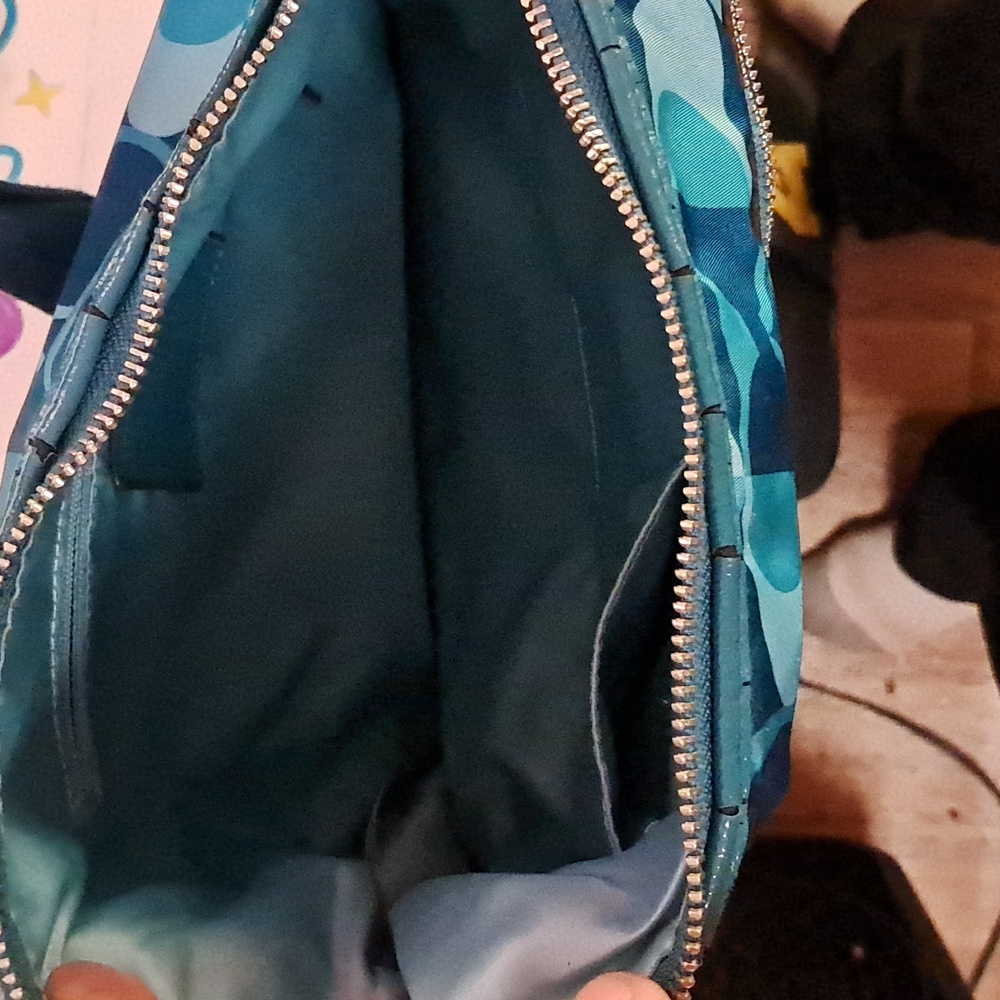 Purse - Picture 2 of 4